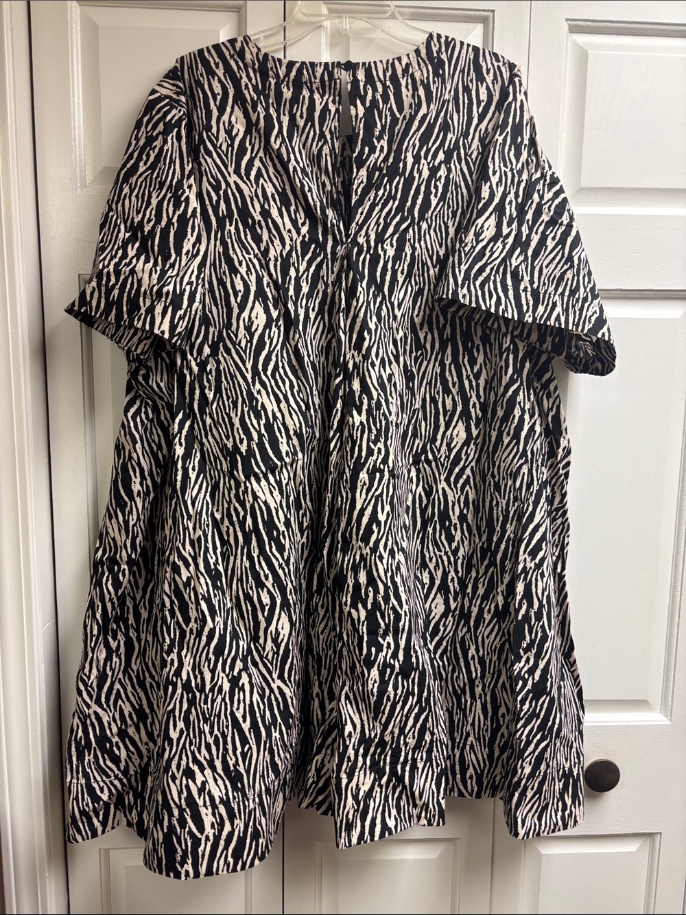 Maeve Black & White Zebra Print Dress - 3X - Picture 6 of 6